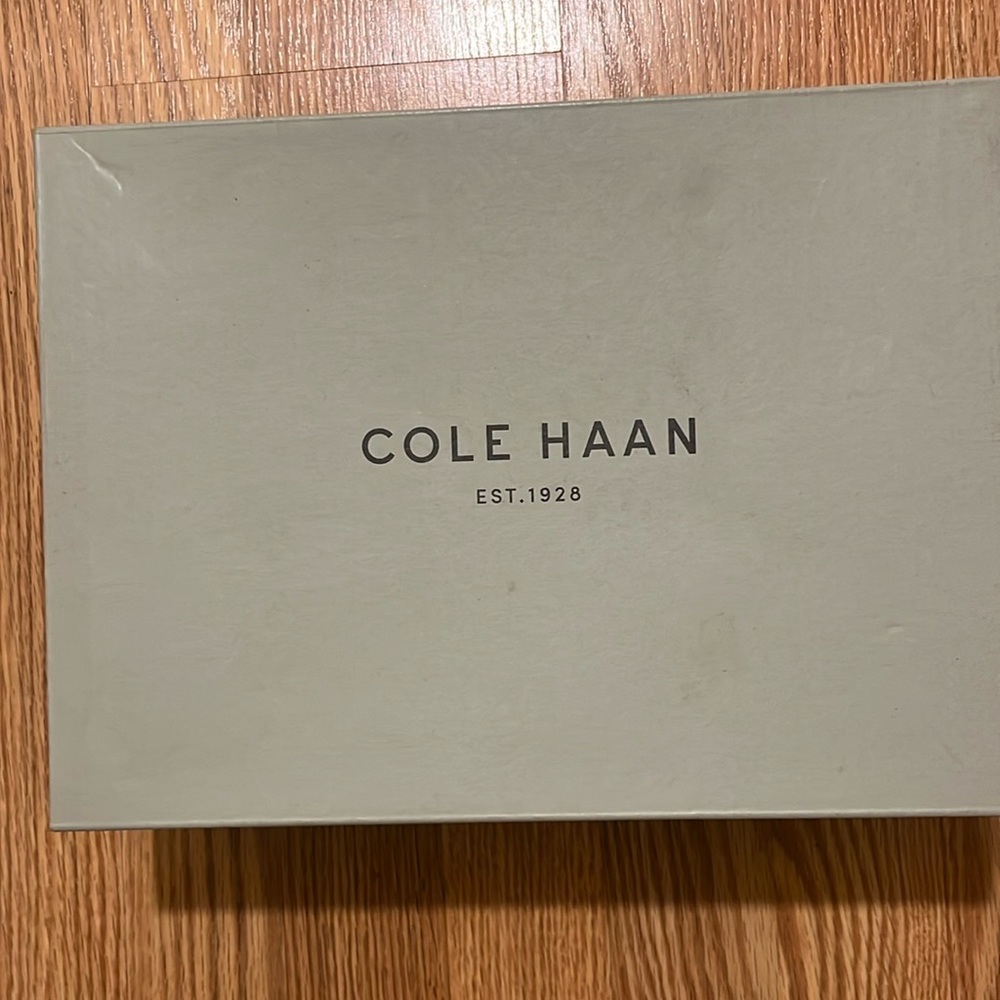 Cole Haan black leather women boots. Brand new. Sz 7.5B made in China